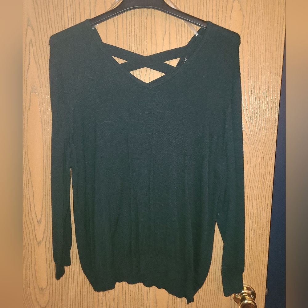 Hunter Green criss cross back sweater